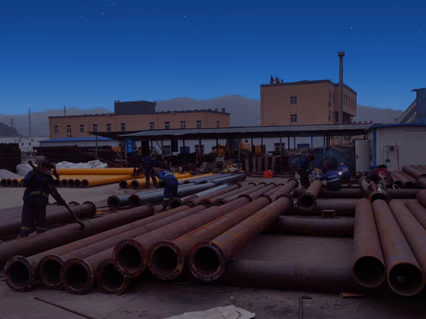 陜煤建設咸陽分公司安裝項目部：加班加點趕工期，齊心協(xié)力搶進度