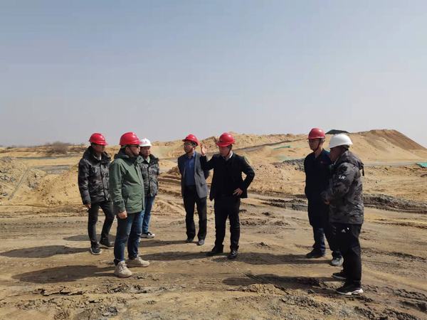 陜煤建設(shè)韓城分公司土建十六項(xiàng)目部多面“發(fā)威”掀起早春施工會戰(zhàn)