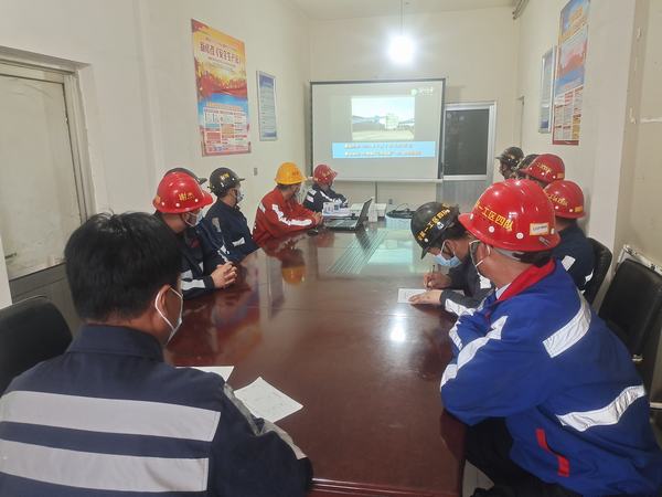 陜煤建洗選煤運營公司第二項目部：“反三違”在行動 安全生產(chǎn)記心間