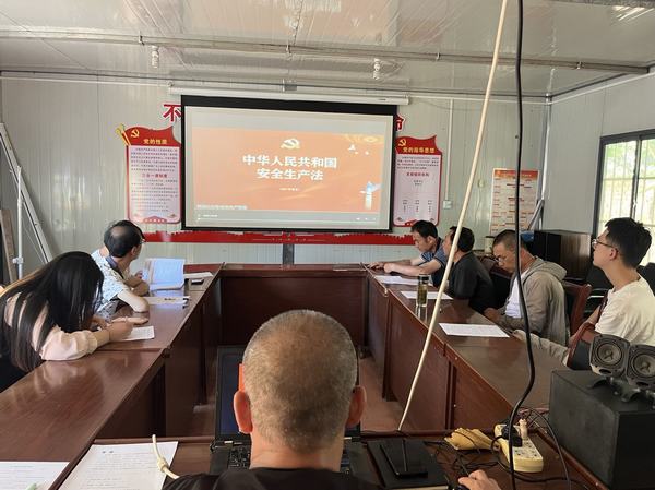 陜煤建設(shè)渭南分公司第五項(xiàng)目部?jī)身?xiàng)舉措強(qiáng)化安全管理，加強(qiáng)安全生產(chǎn)再升級(jí)