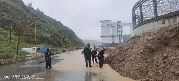 陜煤建設(shè)天工公司安裝三部全體人員齊心抗洪保安全