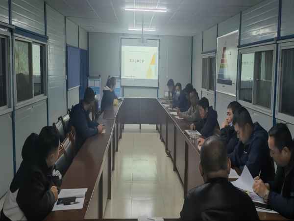 陜煤建設韓城分公司以最實“安全服務”、最暖“溫馨提醒” 密織安全風險防范網(wǎng)