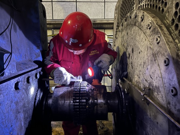 陜煤建設(shè)機(jī)電安裝公司曹家灘項(xiàng)目部：沖刺年末“收官戰(zhàn)”