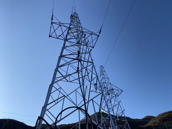 陜煤建設(shè)設(shè)計(jì)研究院：南主扇137號(hào)線路改道及毛石墻護(hù)坡基礎(chǔ)加固工程順利通過(guò)竣工驗(yàn)收