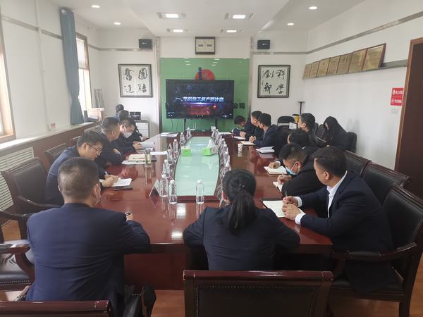 陜煤建設(shè)銅煤公司 強(qiáng)化“六個一”安全措施，助推復(fù)工復(fù)產(chǎn)