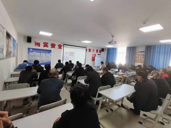陜煤建設礦建二公司開展安全大課堂助力安全生產
