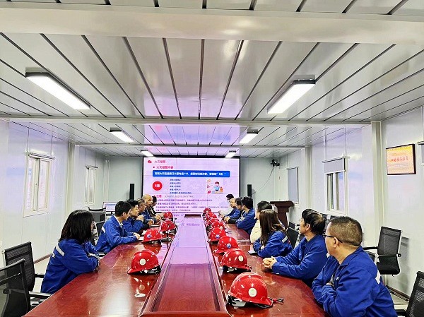 陜煤建設渭南分公司第十一項目部鉚足干勁按下施工生產(chǎn)“快進鍵”