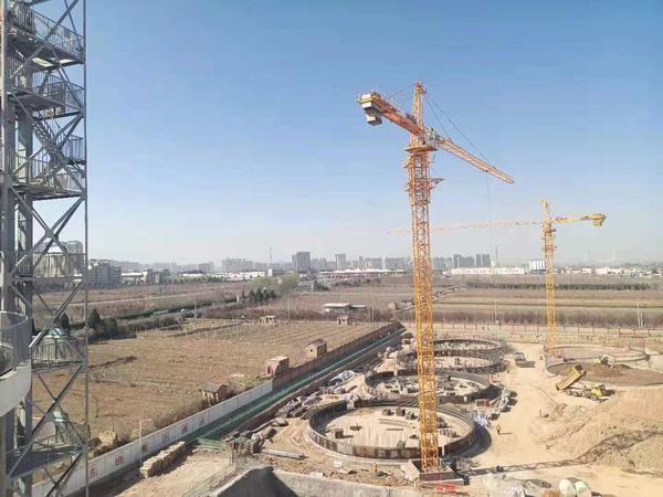 陜煤建設(shè)銅煤公司：銅川直屬庫(kù)梅坪分公司倉(cāng)儲(chǔ)項(xiàng)目淺圓倉(cāng)滑模施工正式拉開(kāi)序幕