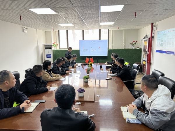 淬火鑄劍鍛英姿 凝心聚力創(chuàng)未來