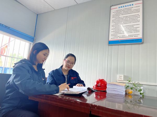 陜煤建設韓城分公司安裝四項目部：“導師帶徒”傳薪火 共同奮進促成長