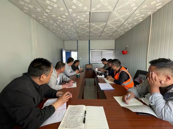 陜煤建設(shè)天工公司新疆第一項目部：工資有“薪”招，培訓(xùn)用“新”招，管理用“心”招納勞務(wù)派遣工