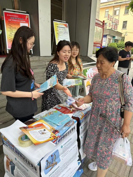 陜煤建設(shè)機(jī)電安裝公司開(kāi)展安全咨詢?nèi)栈顒?dòng)