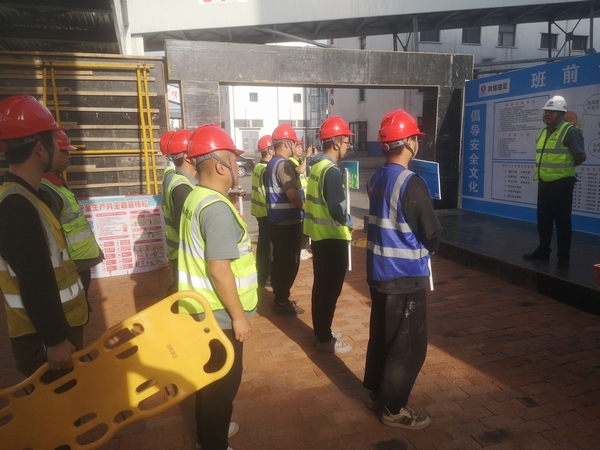 陜煤建設(shè)銅煤公司觸電演練進(jìn)行時(shí)！