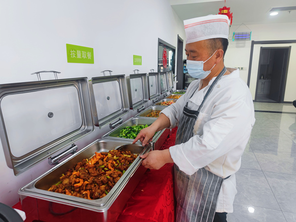 陜煤建設(shè)礦建三公司：走進(jìn)職工食堂，品嘗?！笆睢泵朗?></div>
                                <div   id=