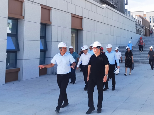陜西省審計廳黨組成員、副廳長牟軍利一行蒞臨中共榆林市委黨校新校區(qū)建設項目檢查指導工作