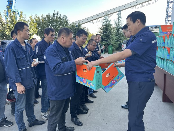 陜煤建設(shè)洗選煤運營公司澄合山陽運營項目部：中秋月圓齊歡慶，溫情關(guān)懷暖人心