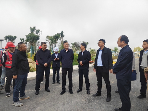 榆林市委副書(shū)記、市委黨校校長(zhǎng)李雄斌一行蒞臨榆林市委黨校新校區(qū)建設(shè)項(xiàng)目檢查指導(dǎo)工作