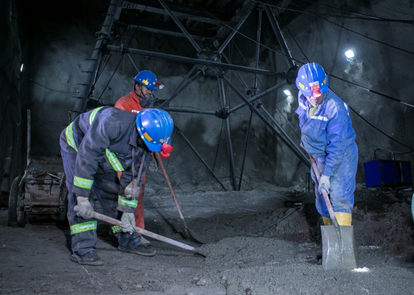 陜煤建設(shè)礦建三公司：“菜單式”交接班，讓安全管理“無縫銜接”