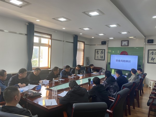 陜煤建設(shè)銅煤公司:以培訓(xùn)促落實(shí) 以行動(dòng)筑安全