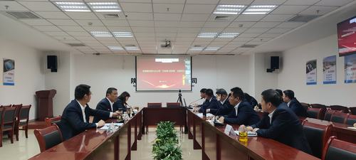 陜煤建設(shè)西北分公司開展“憶經(jīng)典 頌黨恩”主題黨日活動(dòng)