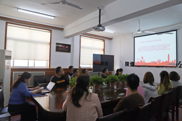 以深學(xué)細(xì)悟活用推動實(shí)干篤行