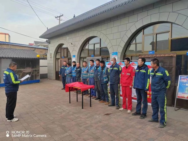 陜煤建設(shè)機(jī)電安裝公司涼水井項(xiàng)目部：消防演練，拉起心中的防火線！