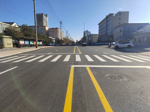 陜煤建設(shè)承建的上郡北路順利通車！