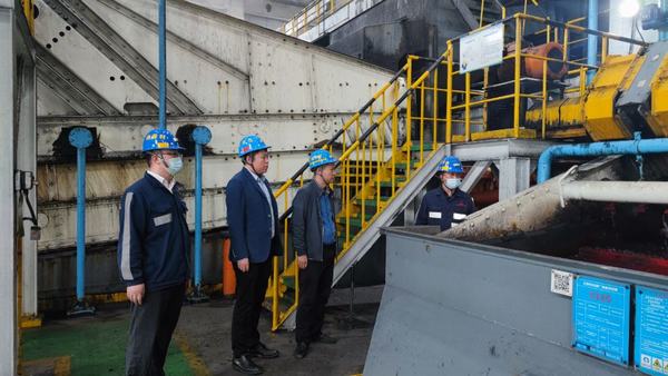 陜煤建設(shè)洗選煤運(yùn)營(yíng)公司:打贏攻堅(jiān)戰(zhàn)，跑出“加速度”，決戰(zhàn)決勝年度目標(biāo)