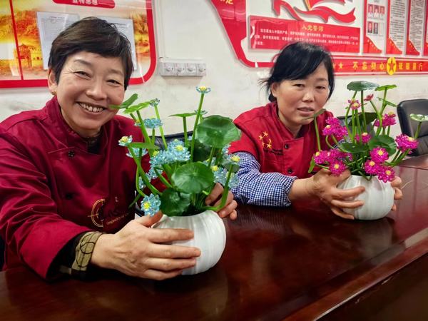 陜煤建設(shè)洗選煤運(yùn)營(yíng)公司檸條塔運(yùn)營(yíng)項(xiàng)目部開(kāi)展 “巧手傳廉情，歡喜迎元旦”主題手工活動(dòng)