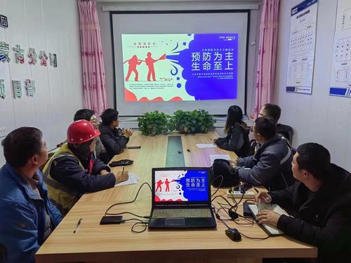 陜煤建設(shè)內(nèi)蒙古分公司筑牢安全防線，團員和青年在行動