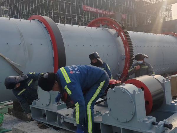 陜煤建設(shè)機(jī)電安裝公司涼水井項(xiàng)目部多措并舉穩(wěn)生產(chǎn)、抓安全、促發(fā)展