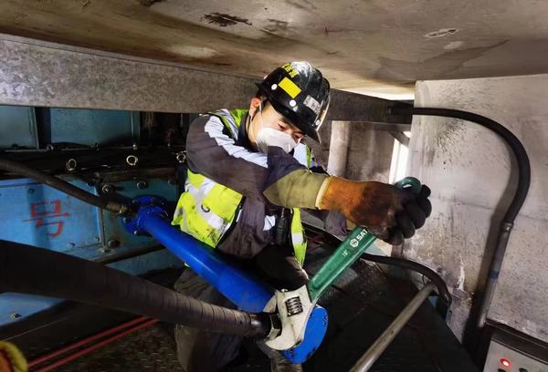 陜煤建設(shè)洗選煤運(yùn)營(yíng)公司檸條塔運(yùn)營(yíng)項(xiàng)目部：爭(zhēng)分奪秒護(hù)設(shè)備，齊心協(xié)力保生產(chǎn)