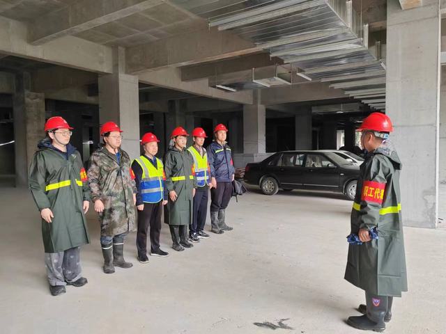 砥礪奮進(jìn)，青春建功