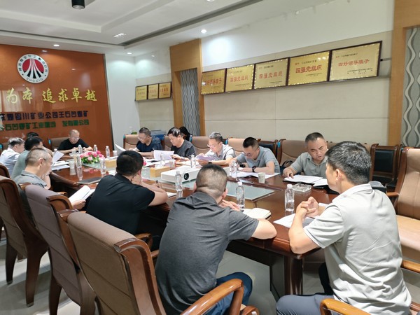 陜煤建設銅煤公司第三項目部承建的王石凹煤礦工業(yè)遺址公園煤炭科技博物館項目順利通過竣工驗收