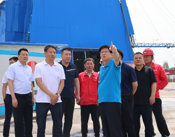 榆北煤業(yè)有限公司領(lǐng)導石增武赴袁大灘煤礦項目檢查指導工作