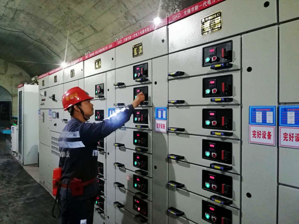 陜煤建設(shè)渭南分公司第一機(jī)電安裝項目部國慶我在崗 安全生產(chǎn)“不打烊”