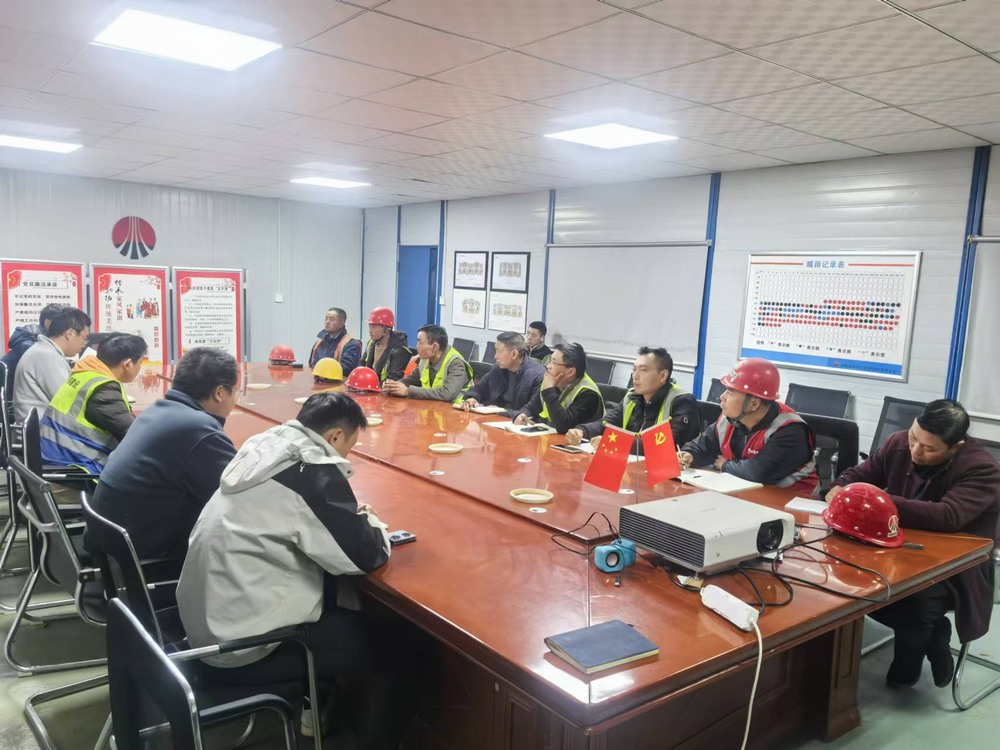 陜煤建設(shè)天工公司土建第二十項(xiàng)目部：鐵腕遏制“三違”，護(hù)航“百日安全行動”圓滿成功