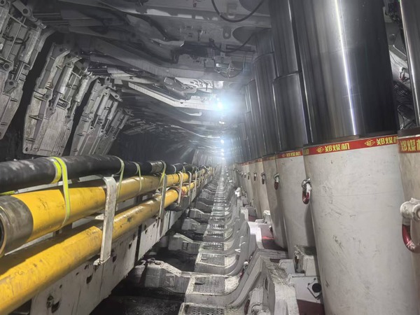 陜煤建設(shè)煤礦運營服務(wù)分公司：可可蓋煤礦11211綜采面啟動聯(lián)合試運行