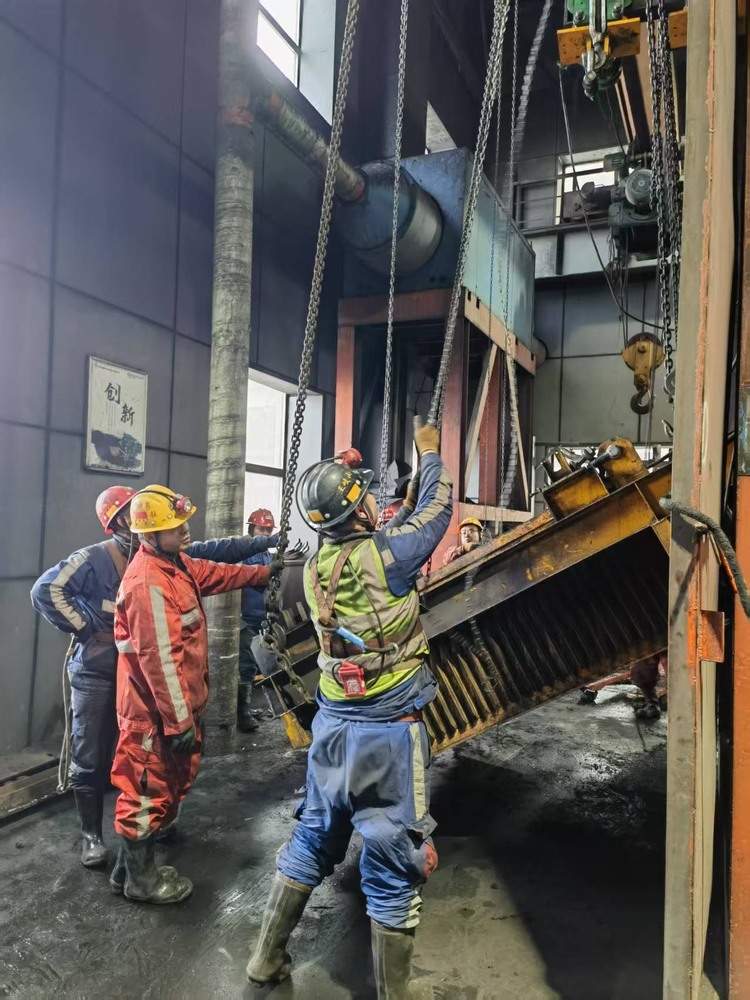 陜煤建設機電安裝公司檸條塔項目部：高效搶修保運轉