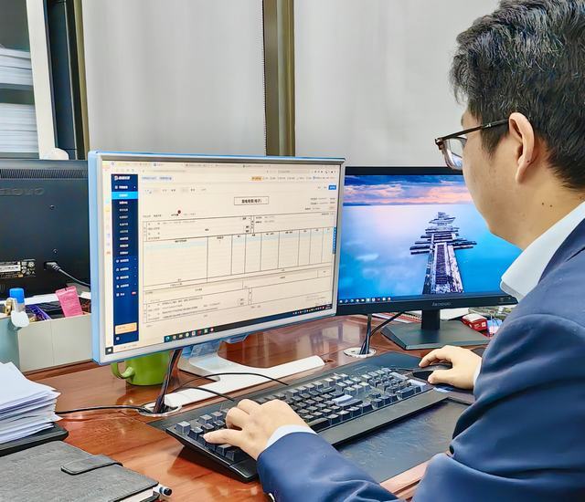 陜煤建設(shè)市場開發(fā)分公司率先啟用掃碼開票系統(tǒng)，開啟智能開票服務(wù)新時代