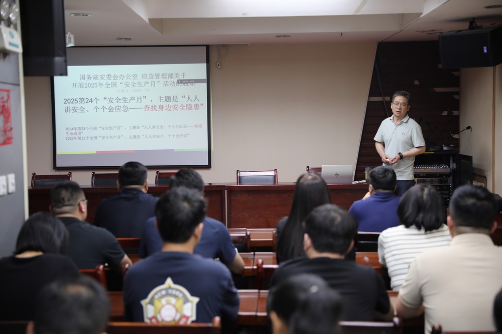 陜煤建設(shè)路橋分公司以宣傳為墨，繪就安全發(fā)展新圖景