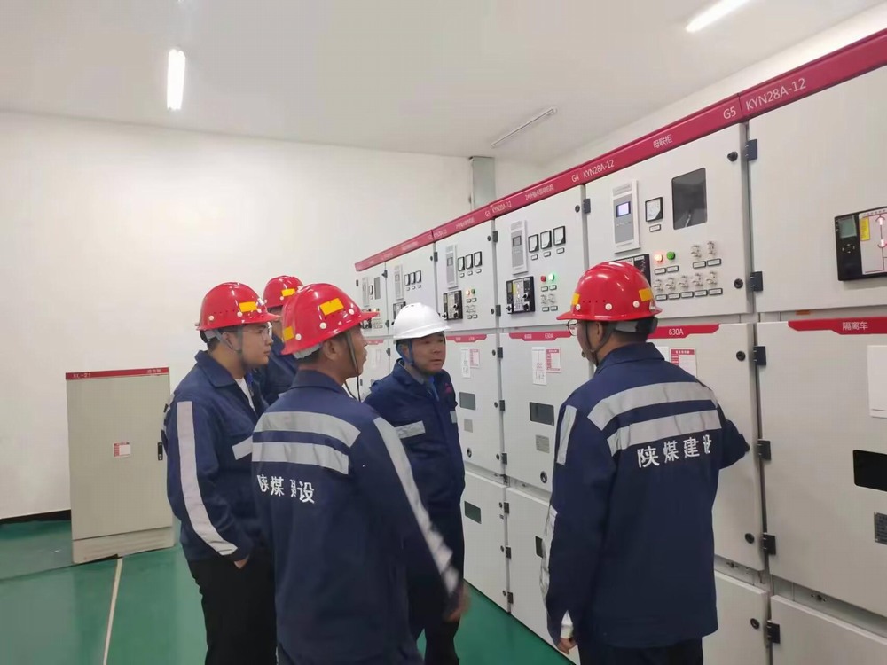 陜煤建設(shè)洗選煤運(yùn)營(yíng)公司第一項(xiàng)目部：戰(zhàn)高溫保進(jìn)度，掀起大干熱潮