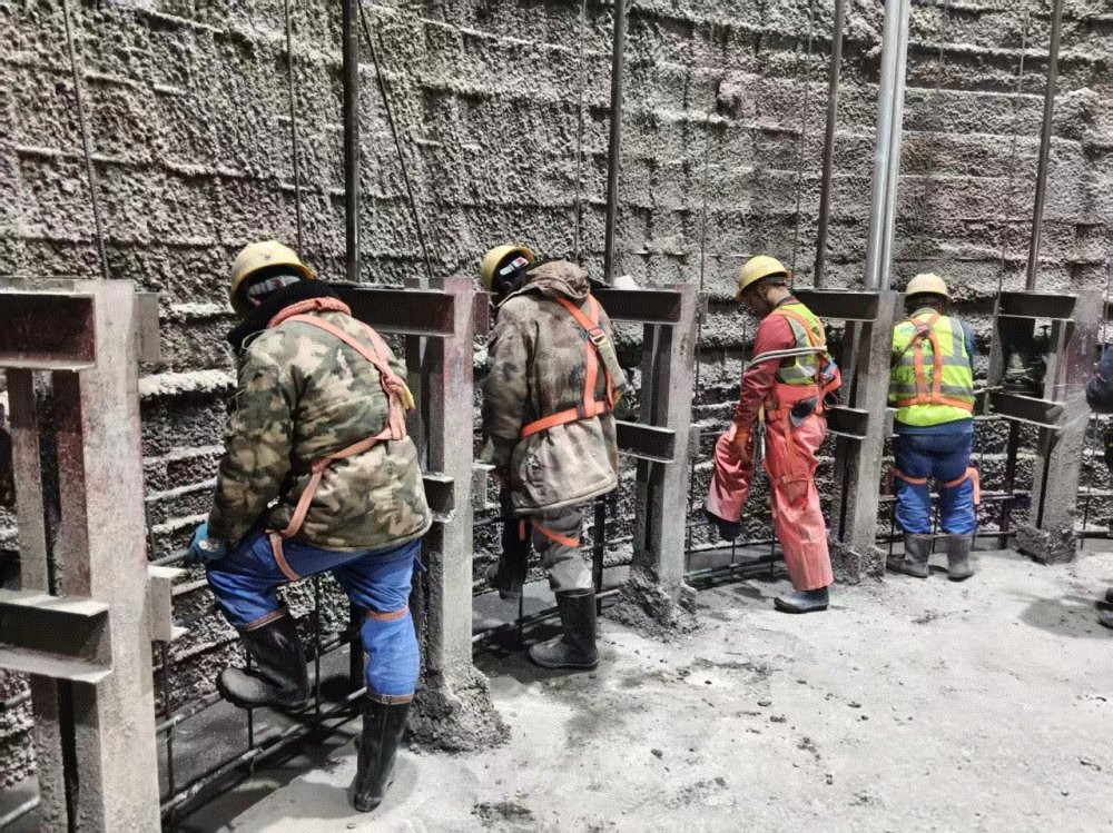 陜煤建設礦建三公司天山（二號井）項目部：百日安全護航?jīng)Q戰(zhàn)四季度 豎井施工攻堅傳捷報