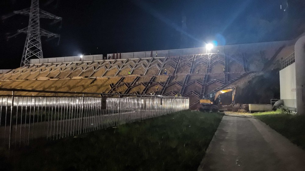 陜煤建設(shè)西北分公司湖南益陽項(xiàng)目部：戰(zhàn)雨季、搶工期、保履約