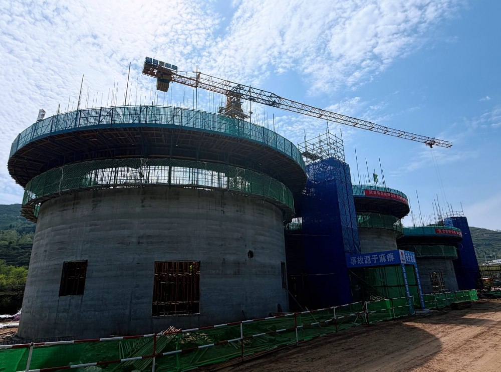 戰(zhàn)一線(xiàn) 搶節(jié)點(diǎn) 筑精品