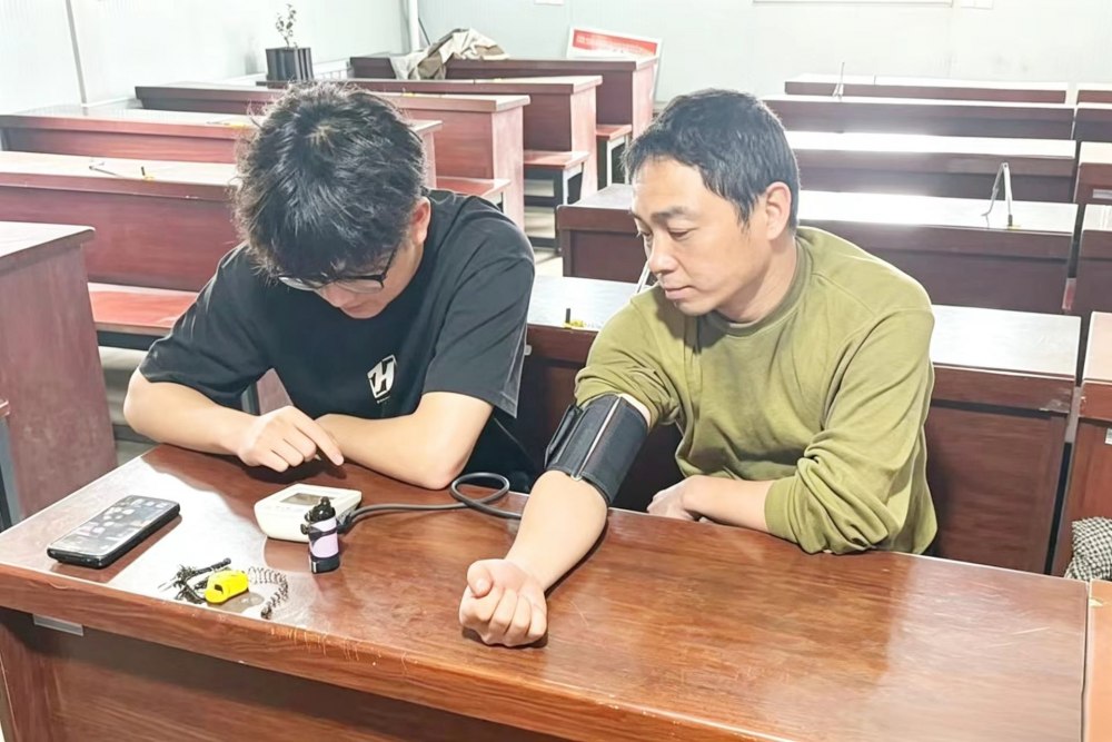 陜煤建設(shè)煤礦運營服務(wù)分公司：織密健康幸福網(wǎng) 溫情守護“職工之家”