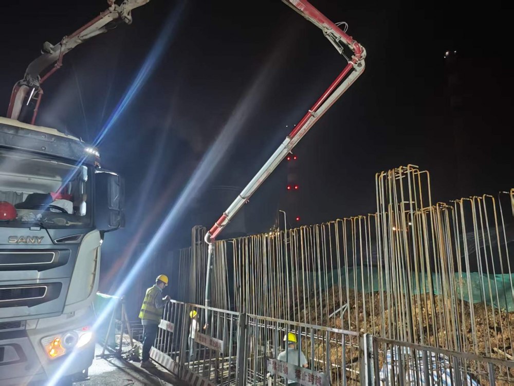 陜煤建設(shè)漢中分公司益陽項(xiàng)目部晝夜鏖戰(zhàn) 全力推進(jìn)煤棚改造工程